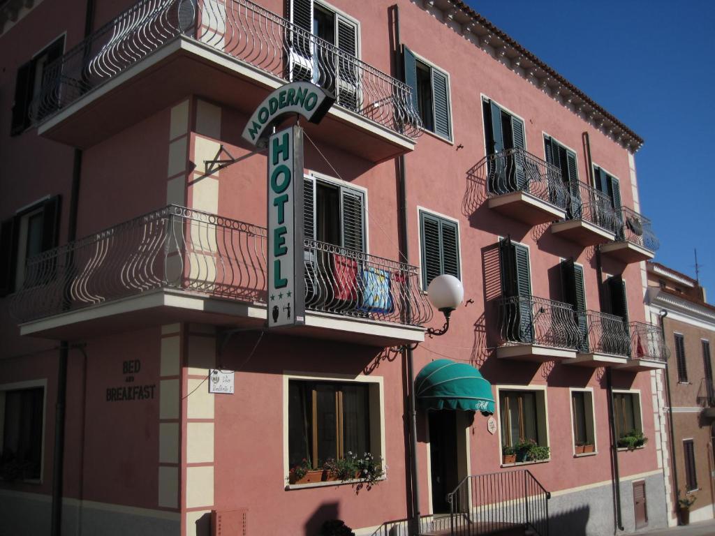 Hotel Moderno 3*